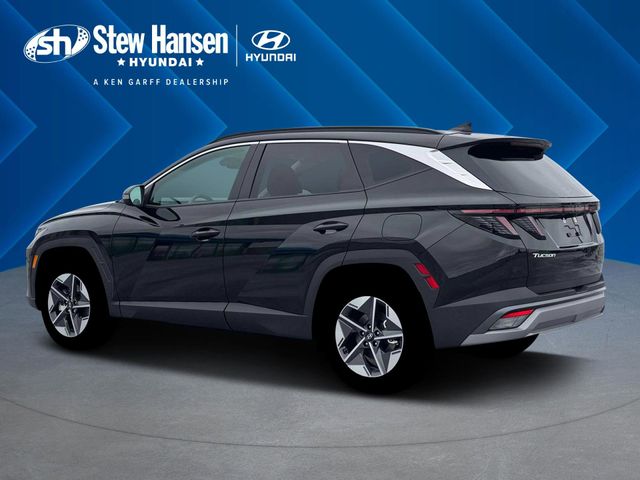 New 2026 Black Hyundai SEL Premium image 4