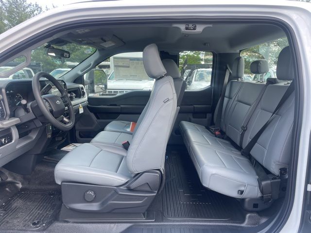 2025 Ford F-250 Super Duty XL