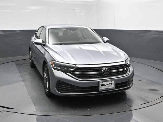 Used 2024 Volkswagen Jetta Sedan