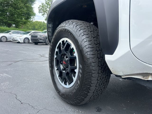 2024 Toyota Tacoma TRD Off Road - Photo 12