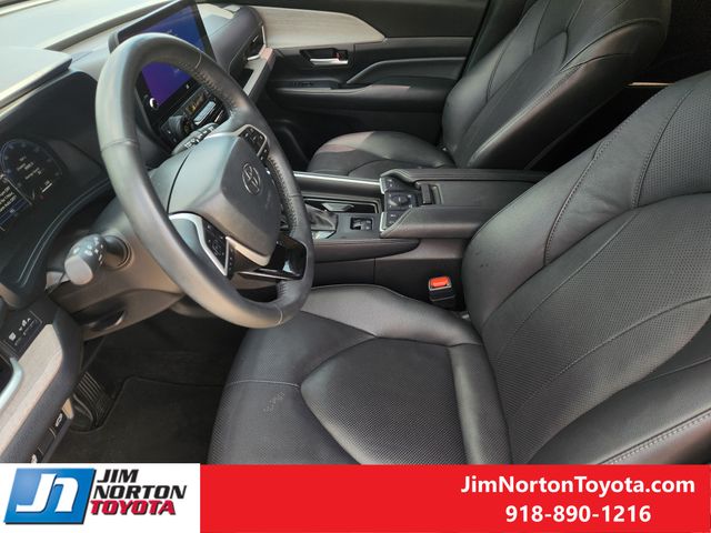 Used 2024 Toyota Grand Highlander SUV