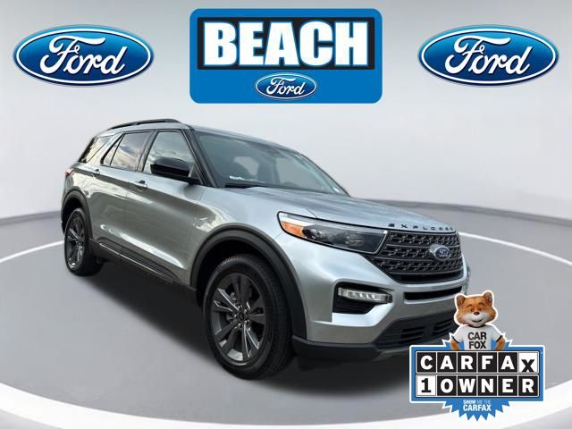 Silver Metallic 2023 Ford Explorer SUV / Crossover All-Wheel Drive Automatic