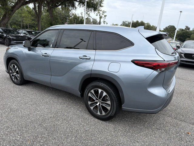 Used 2022 Toyota Highlander SUV