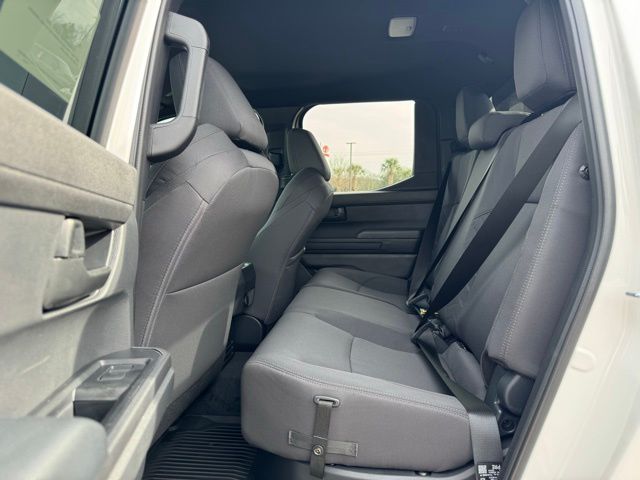 2026 Toyota Tacoma SR5 - Photo 23