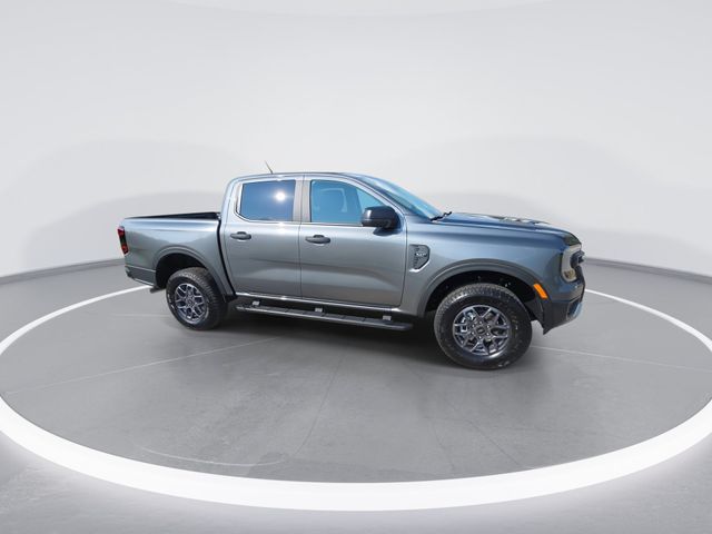 New 2026 Carbonized Gray Metallic Ford XLT image 9