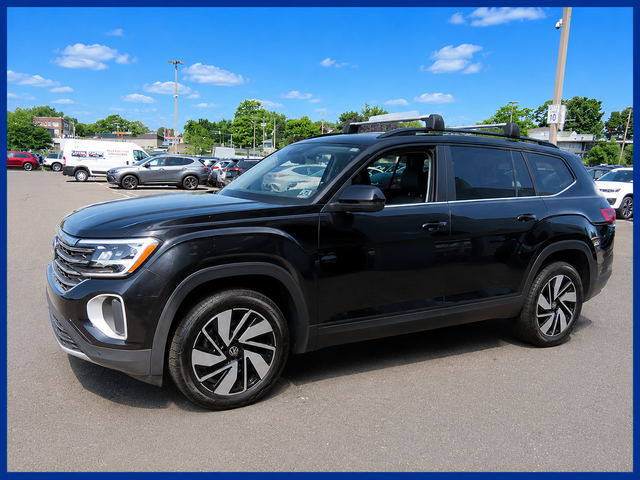 2024 Volkswagen Atlas 4Motion SE w/ Technology w/ Sunroof Pkg.