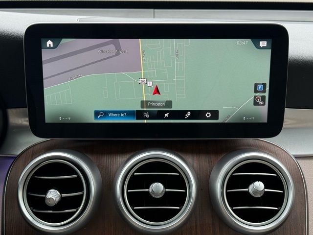 2021 Mercedes-Benz GLC