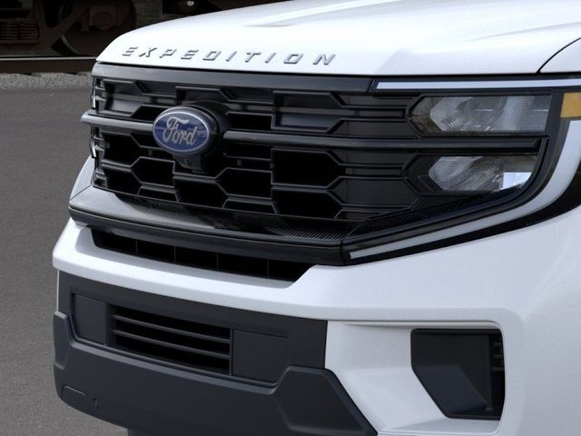 New 2026 Star White Metallic Tri-Coat Ford MAX Active image 17
