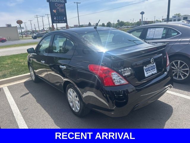 2017 Nissan Versa 1.6 SV photo