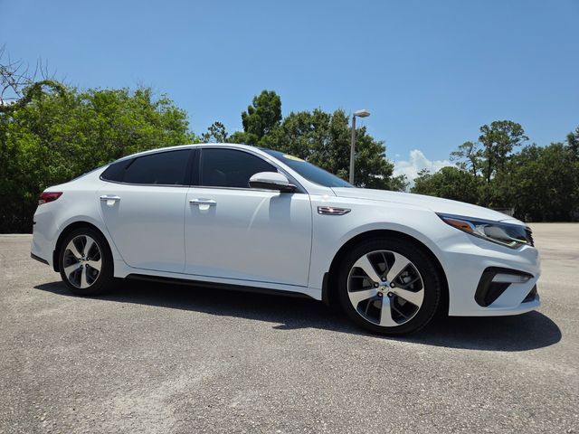 Snow White Pearl 2019 Kia Optima Sedan Front-Wheel Drive 6-Speed Automatic
