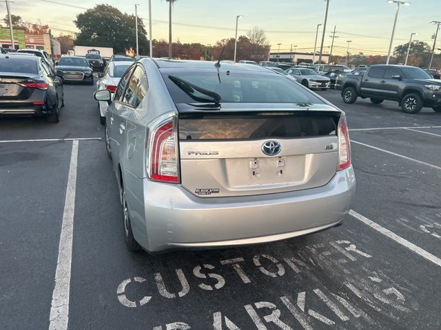 2013 Toyota Prius Two 17