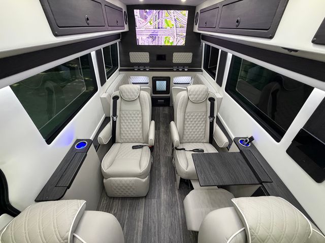 2025 Mercedes-Benz Sprinter 3500