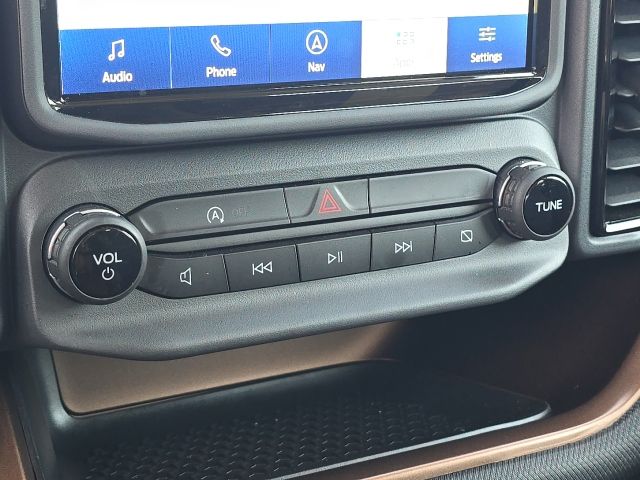 2022 Ford Bronco Sport Outer Banks:B02401