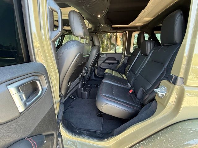 Used 2025 Jeep Wrangler SUV