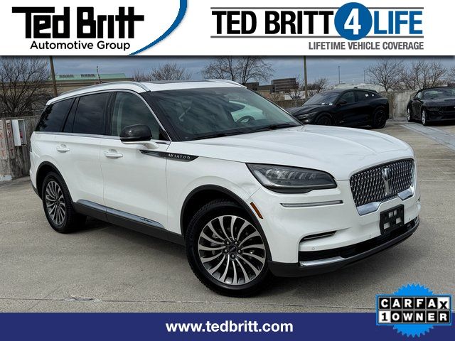 2022 Lincoln Aviator Standard AWD
