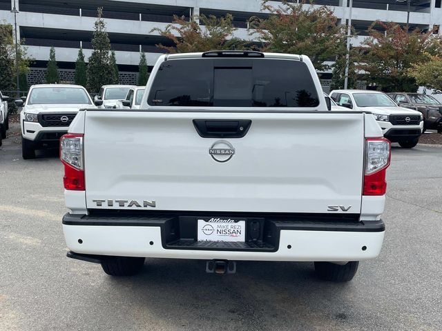 2023 Nissan Titan SV 4