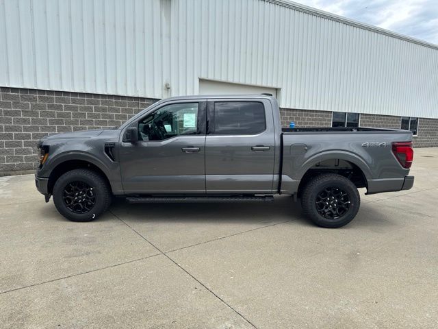 New 2026 Gray Ford XLT image 9
