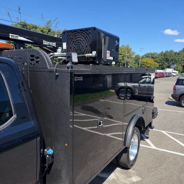 New 2026 Black Ford XLT image 8