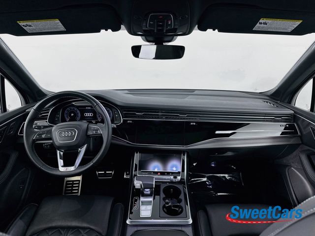 2025 Audi SQ7