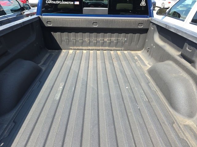 Used 2018 Blue Chevrolet LTZ image 9