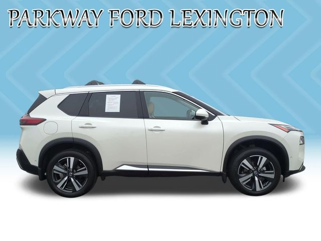 Used 2021 White Nissan Platinum image 6