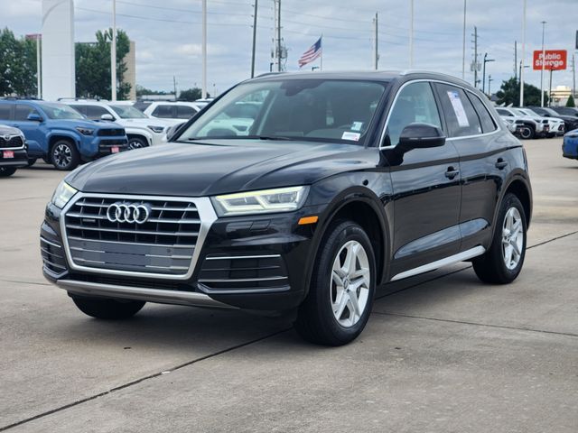 2018 Audi Q5 2.0T Black at Autostrade