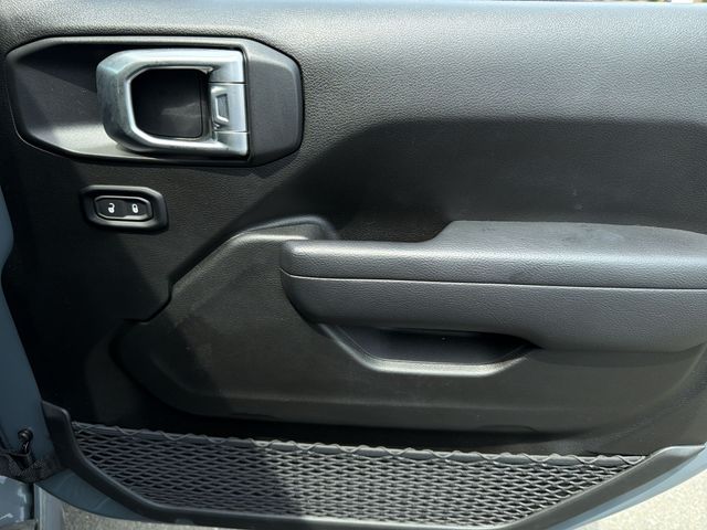 Used 2024 Gray Jeep Nighthawk image 35