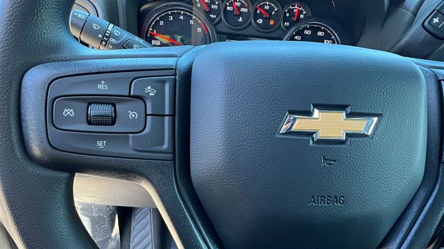 2024 Chevrolet Silverado 1500 Custom 31