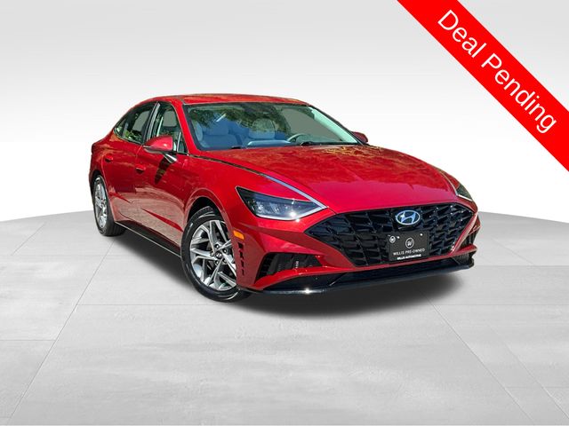 Ultimate Red 2023 Hyundai Sonata Sedan Front-Wheel Drive 8-Speed Automatic