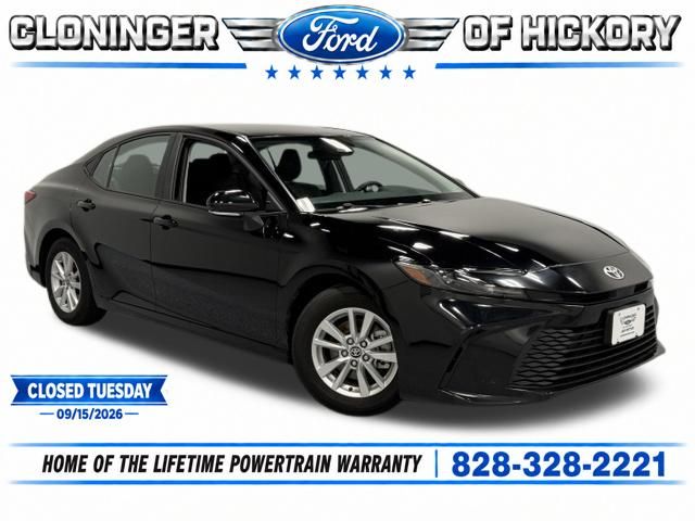 Midnight Black Metallic 2025 Toyota Camry Sedan Front-Wheel Drive Continuously Variable Transmission