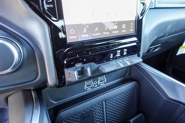 new 2025 Ram 1500 car, priced at $46,638