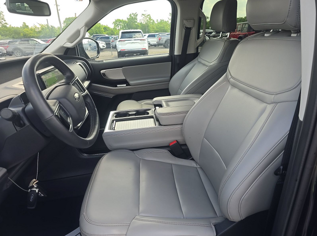 2025 Agate Black Metallic Ford Expedition Max Active 4X4 SUV