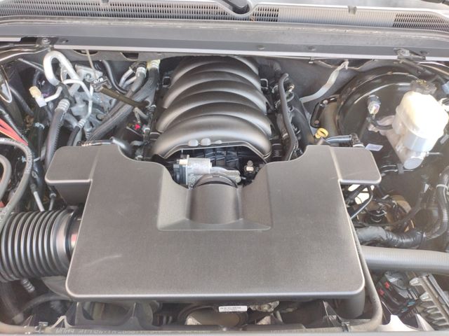2018 Chevrolet Suburban Premier photo
