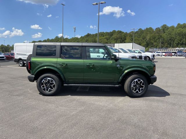 2024 Ford Bronco Outer Banks 2