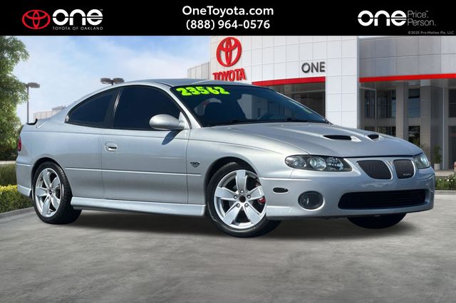 2005 Pontiac GTO Coupe
