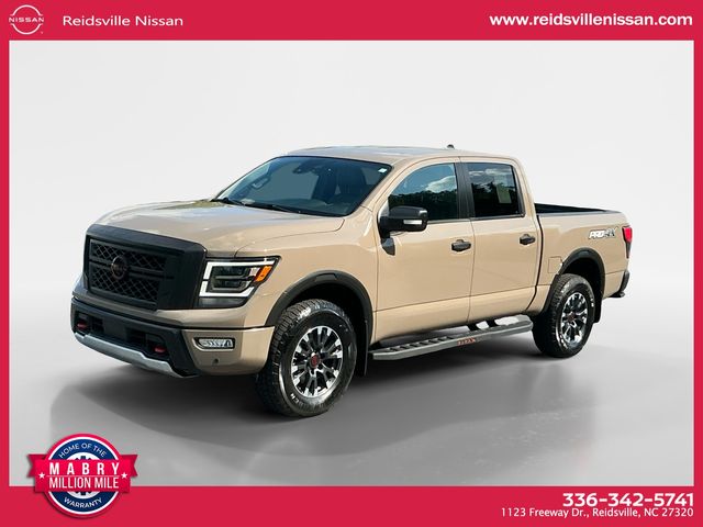 2023 Nissan Titan PRO-4X Crew Cab 4WD