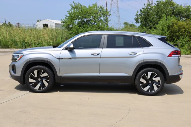 2024 Volkswagen Atlas Cross Sport 2.0T SE w/Technology Silver at Bayway Cadillac of The Woodlands