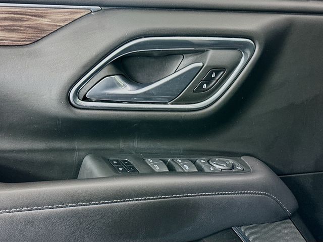 Thumbnail: 2023 Chevrolet Tahoe - 18