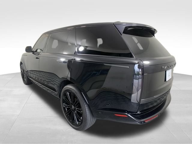 2023 Land Rover Range Rover SE 5