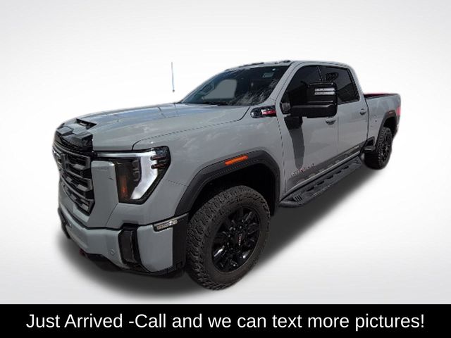  2024 GMC Sierra 2500HD AT4 Crew Cab 4WD   