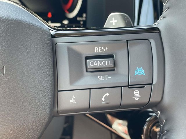 New 2026 White Nissan Platinum image 23