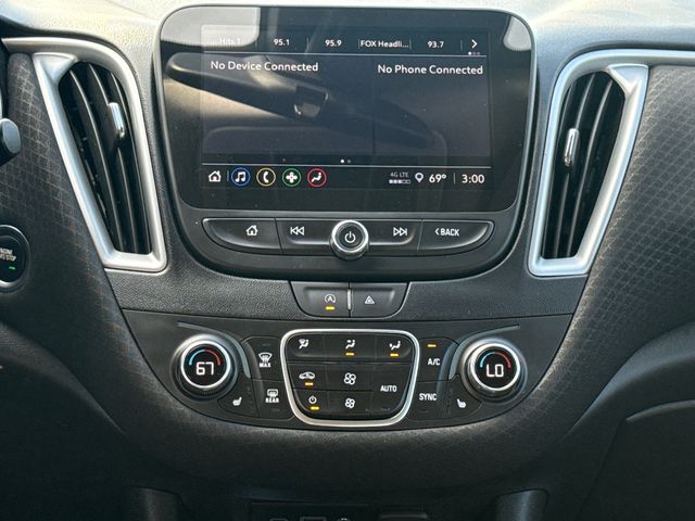 Used 2023 Gray Chevrolet LT image 12