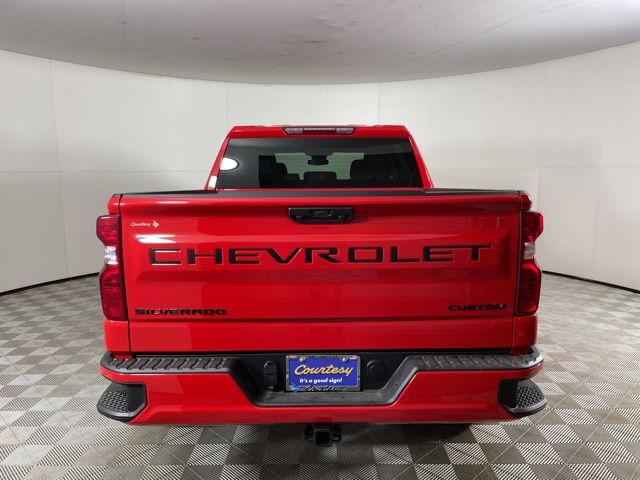 2025 Chevrolet Silverado 1500 Custom 8