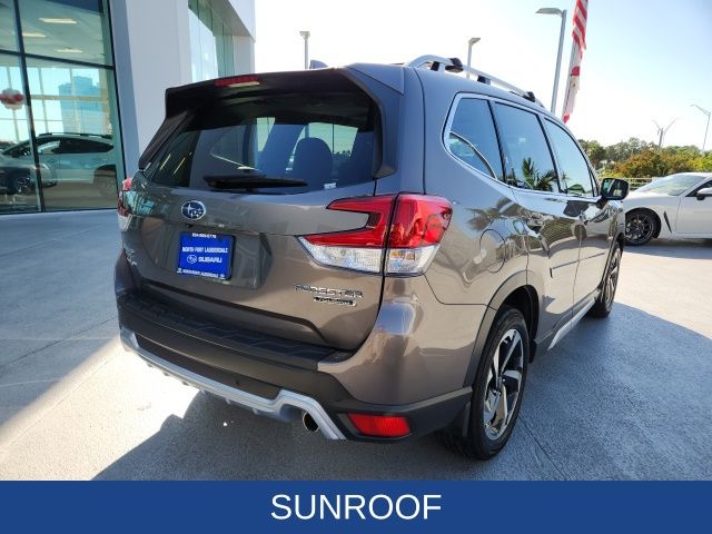 2022 Subaru Forester Touring 14