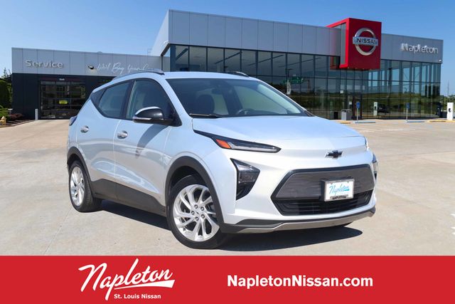 Silver Flare Metallic 2023 Chevrolet Bolt EUV LT FWD Hatchback Front-Wheel Drive 1-Speed Automatic