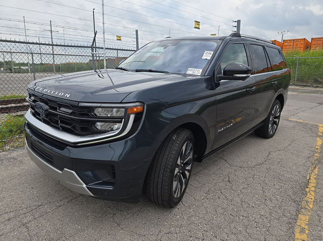 2025 Blue Metallic Ford Expedition Platinum 4X4 SUV