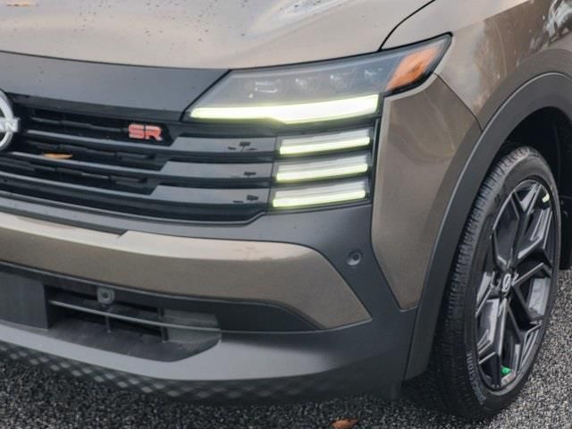 New 2026 Brown Nissan SR image 7