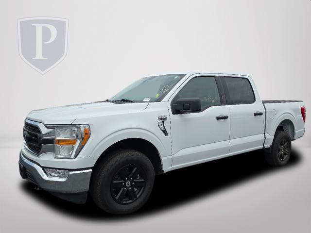 2022 Ford F-150 XLT 2