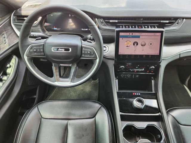 2024 Jeep Grand Cherokee Limited White at Mac Haik CDJR North Houston