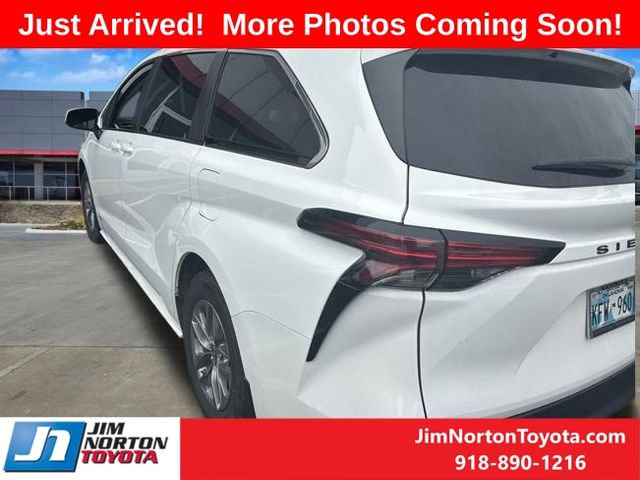 Used 2021 Toyota Sienna Van
